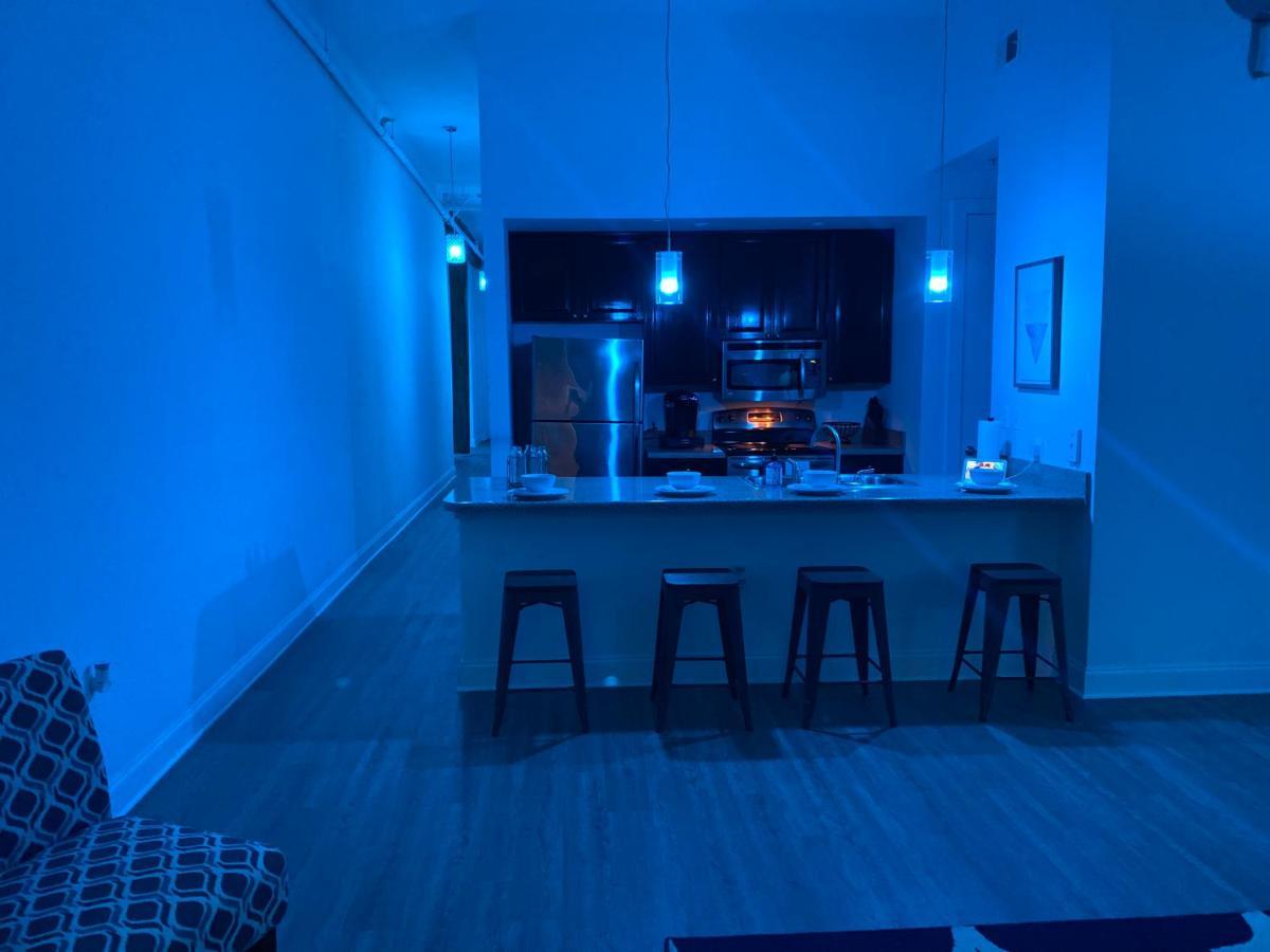 Industrial Smart Home Apartment In The Center Of Downtown 孟菲斯 外观 照片
