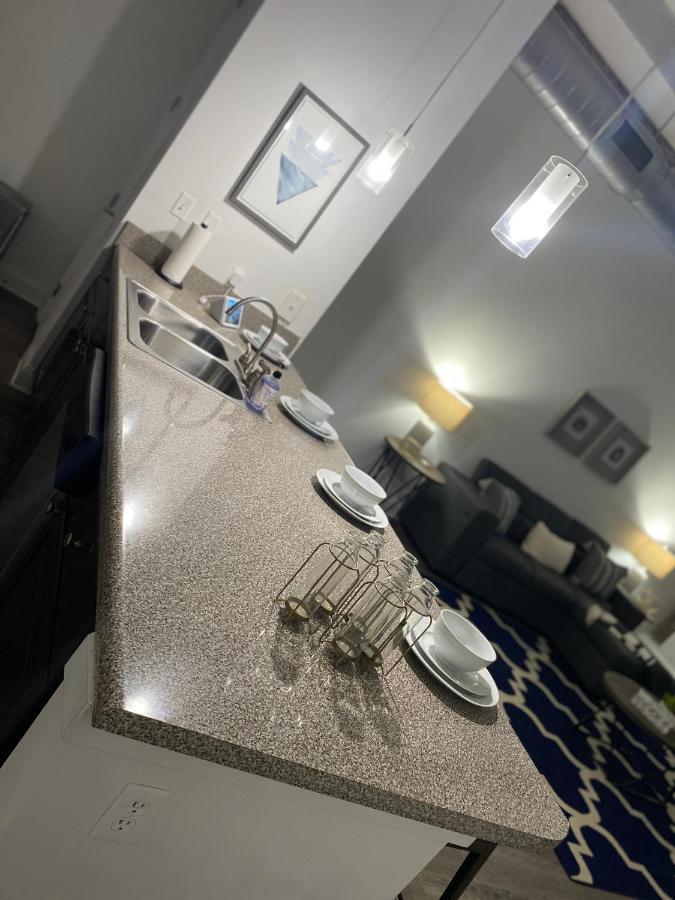 Industrial Smart Home Apartment In The Center Of Downtown 孟菲斯 外观 照片